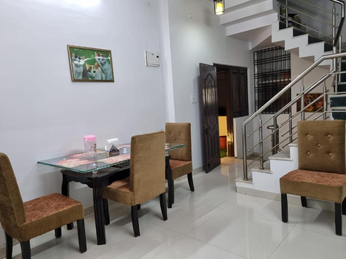 Leela Homestay Jabalpur - Lily - 2 Bhk Luxury Appartment Esterno foto