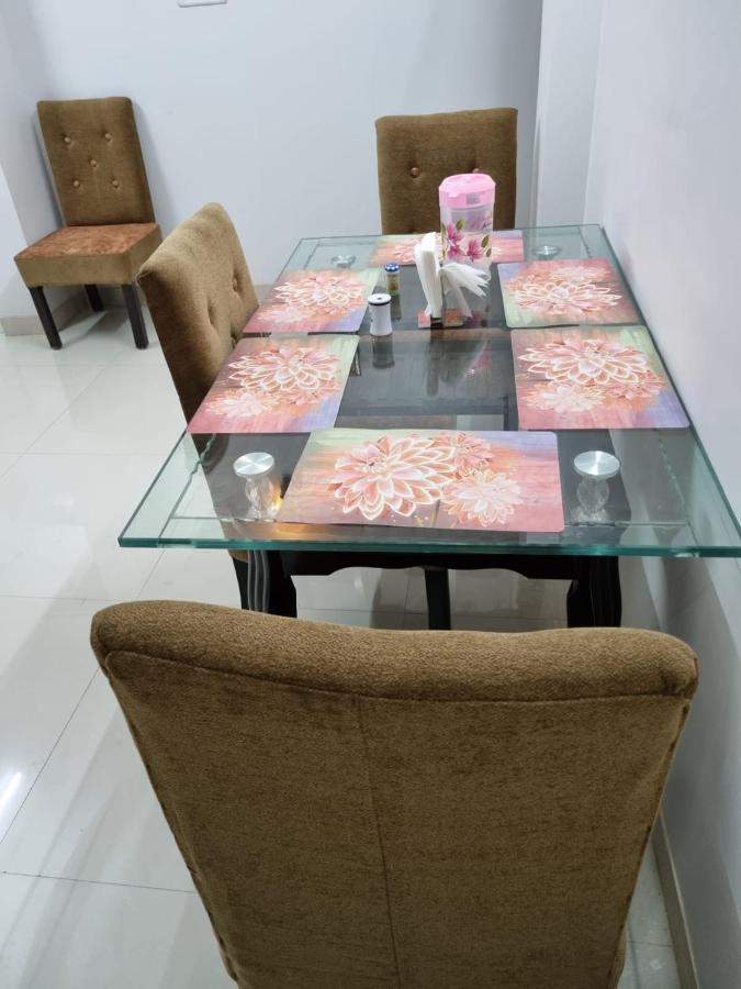 Leela Homestay Jabalpur - Lily - 2 Bhk Luxury Appartment Esterno foto