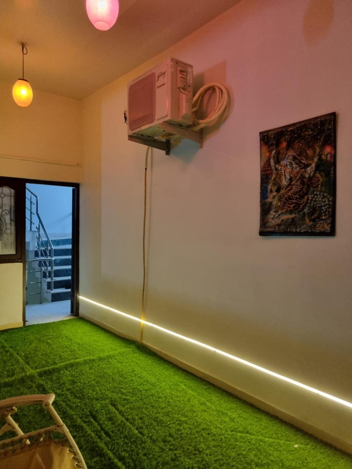 Leela Homestay Jabalpur - Lily - 2 Bhk Luxury Appartment Esterno foto
